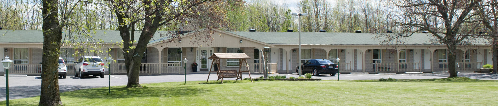 First Canada Hotel Cornwall Hwy 401 On Екстер'єр фото